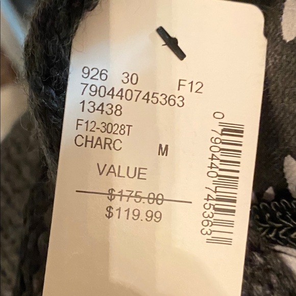 Saks fifth avenue multi-colored gray/black winter sweater. Size M “NWT” - Picture 8 of 10